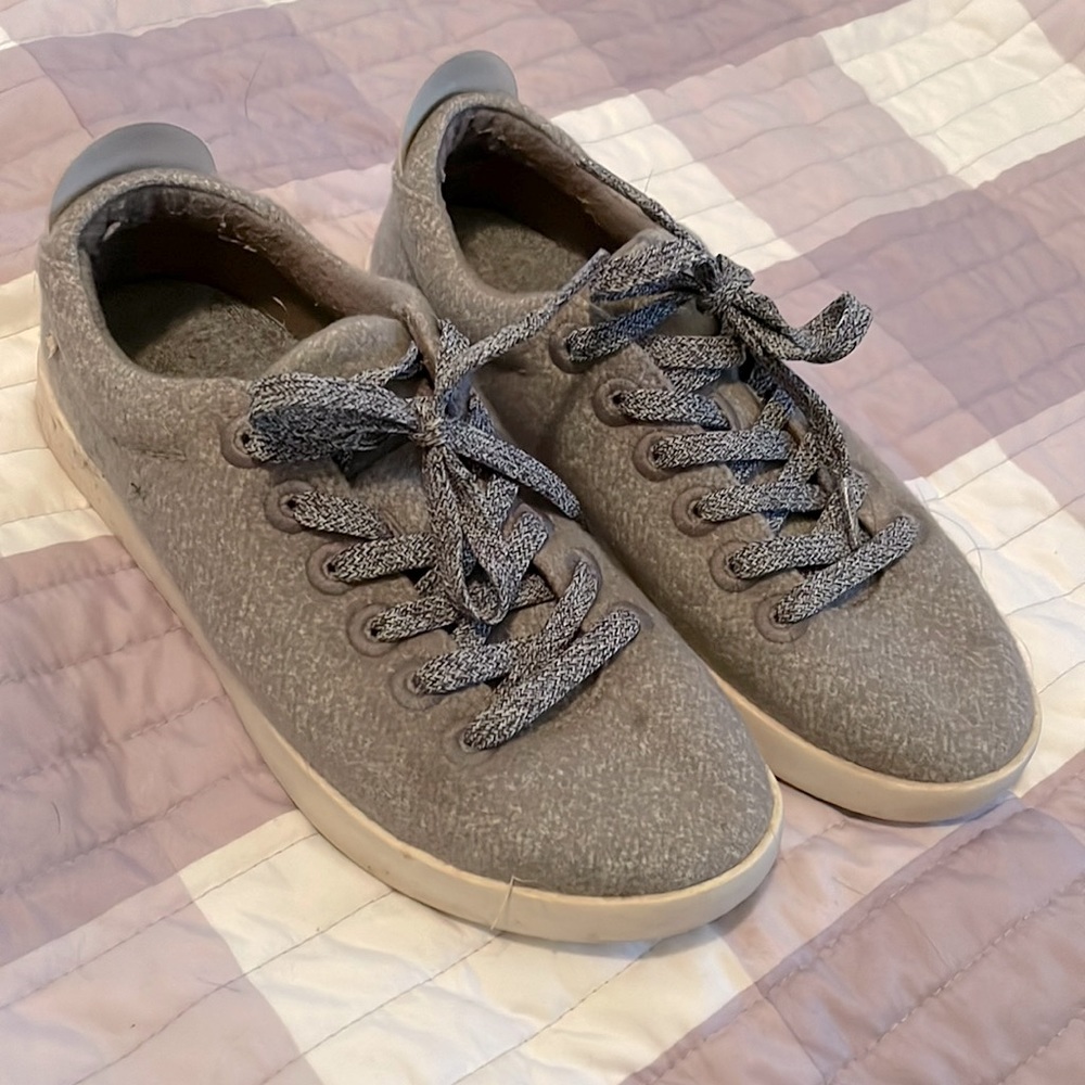 Allbird wool pipers 8 bough white sole sneakers grey